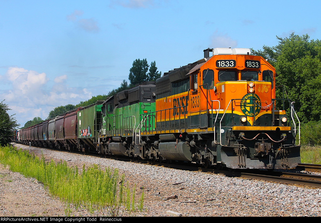 BNSF 1833